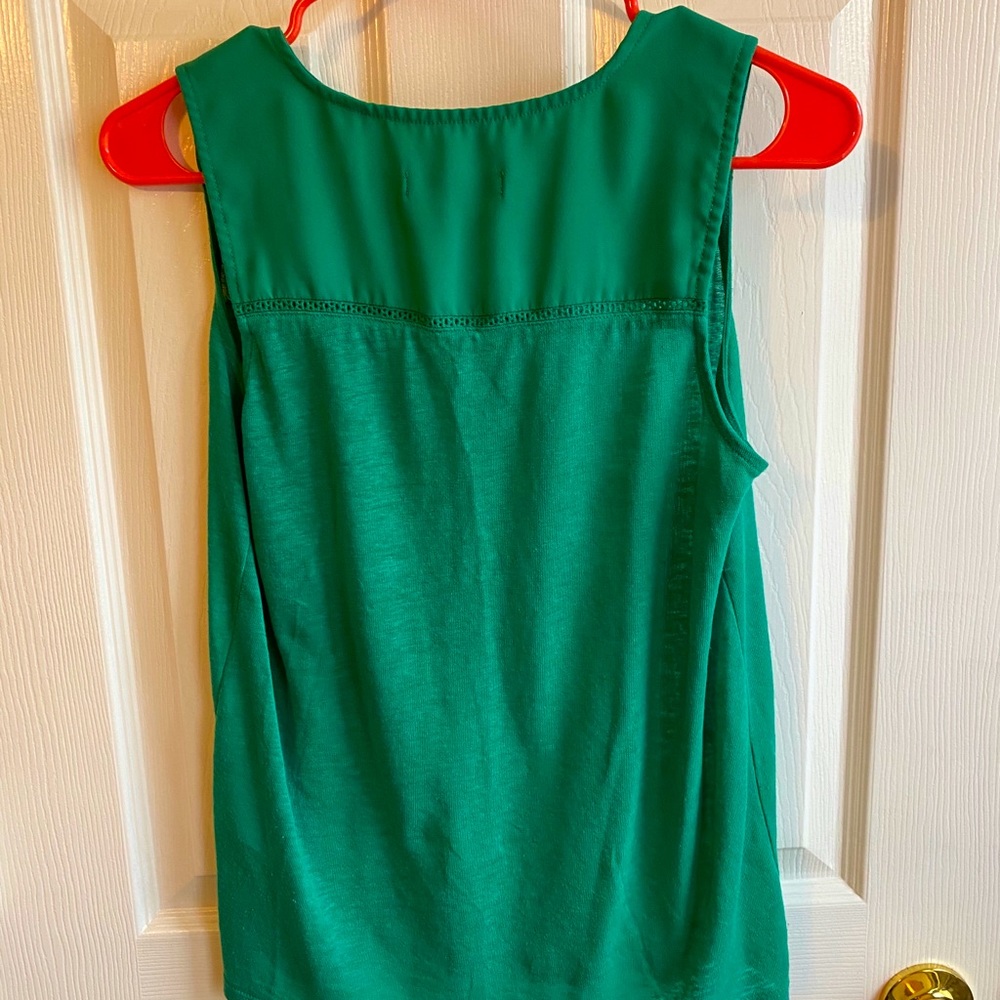 Turquoise Tank - Picture 2 of 2